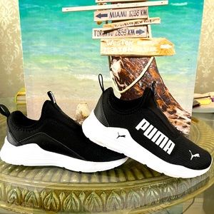 Puma snickers, size 13 kids.